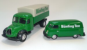 "Bünting Bulli" und Lastkraftwagen