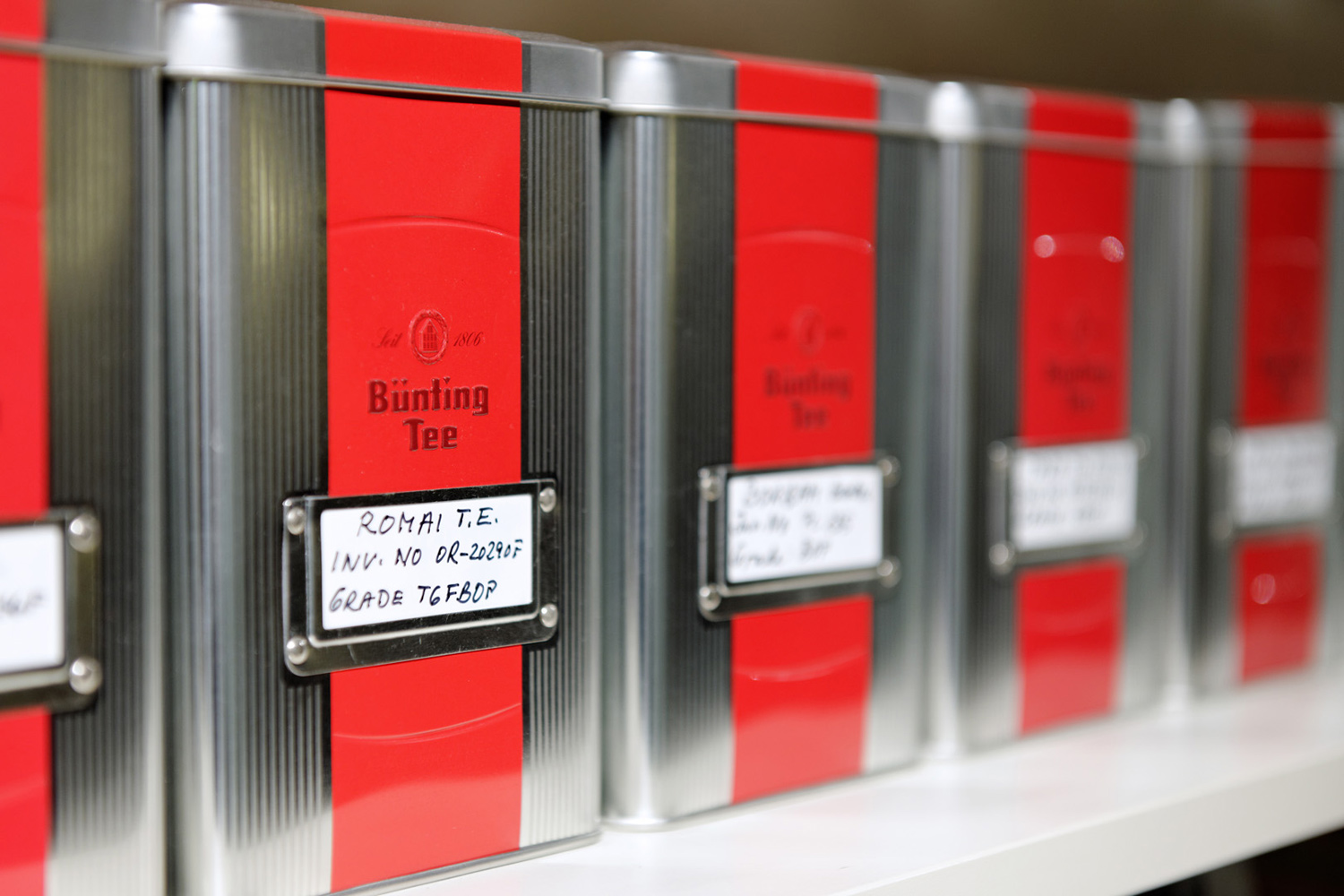 Rot-Silberne Bünting Tee Verpackungen